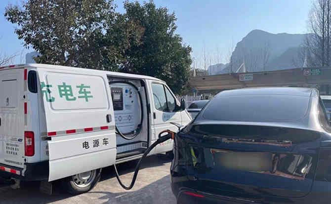 灌南汽车搭电